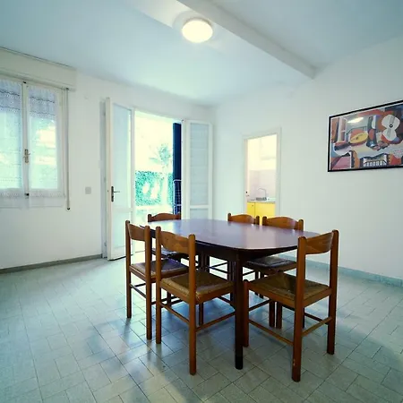 2d Villa